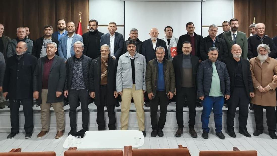 Diyarbakır ÖĞ-DER'den zorunlu ve mesleki eğitim paneli